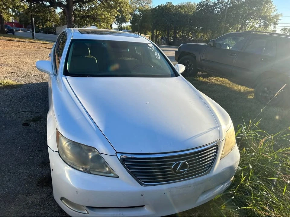 2008 Lexus LS 4th Gen - Image 4 of 11
