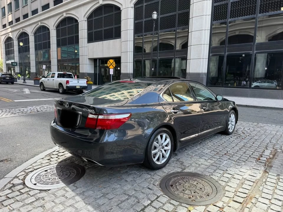 2008 Lexus LS 4th Gen - Image 6 of 17