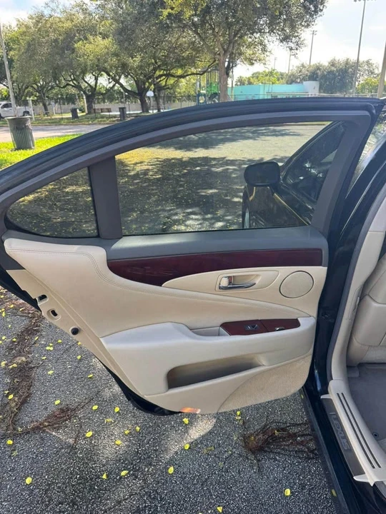 2008 Lexus LS 4th Gen - Image 10 of 18