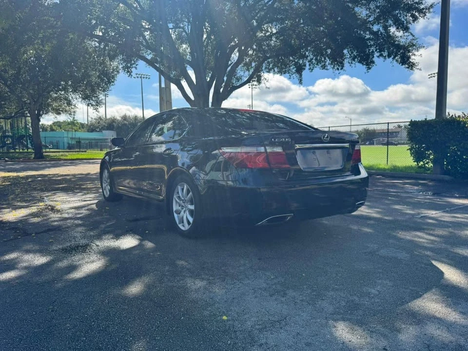 2008 Lexus LS 4th Gen - Image 3 of 18