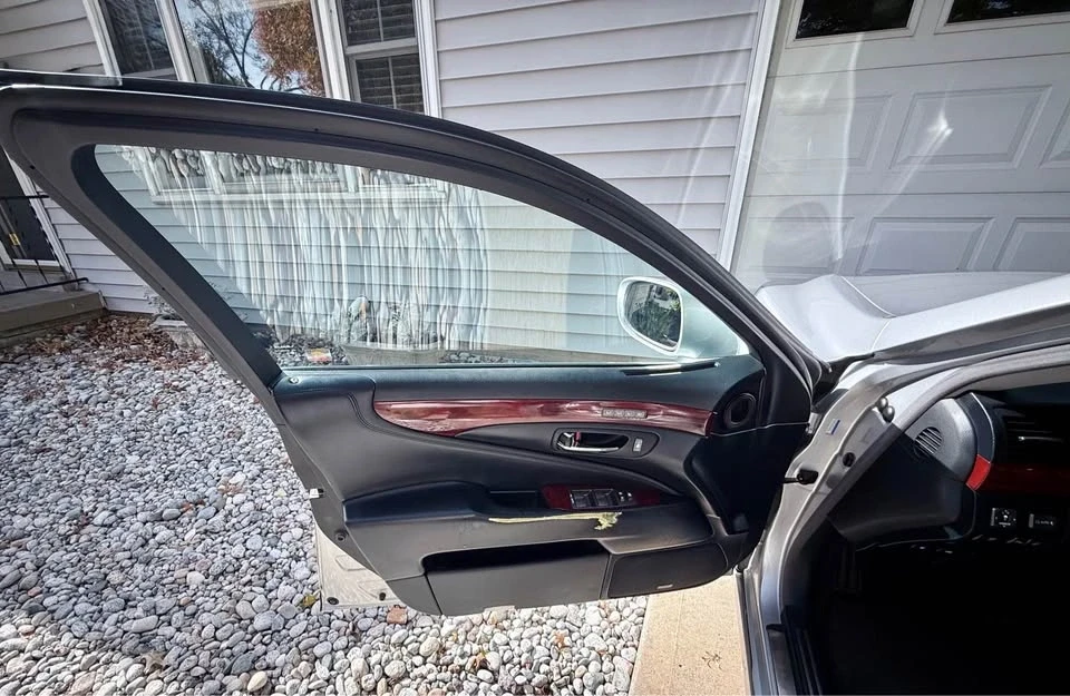 2008 Lexus LS 4th Gen - Image 13 of 20