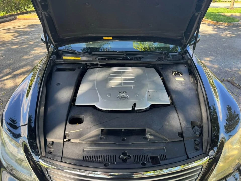 2008 Lexus LS 4th Gen - Image 18 of 18