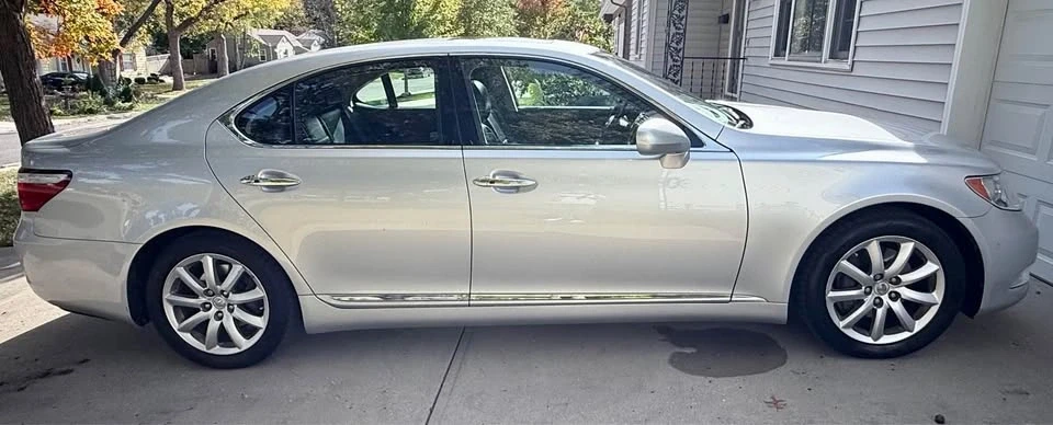 2008 Lexus LS 4th Gen - Image 4 of 20