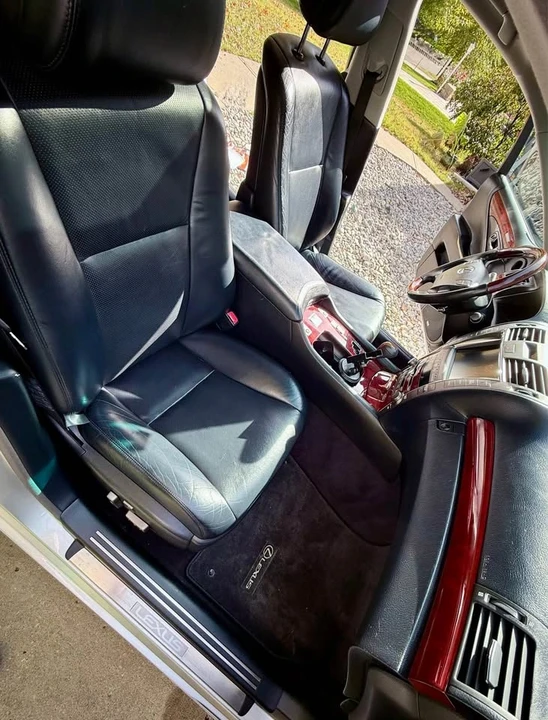 2008 Lexus LS 4th Gen - Image 17 of 20