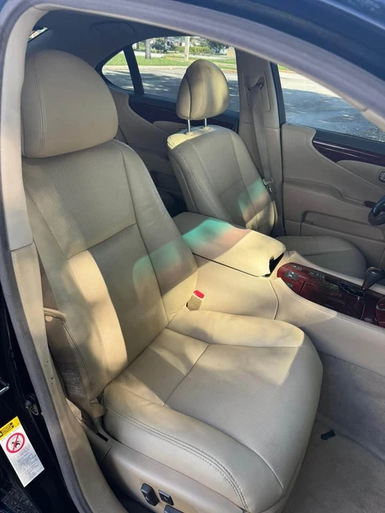 2008 Lexus LS 4th Gen - Image 15 of 18