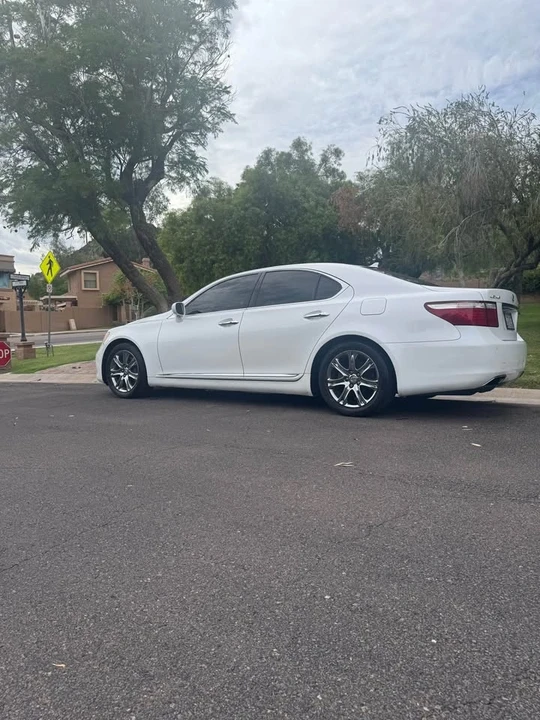 2008 Lexus LS 4th Gen - Image 2 of 13