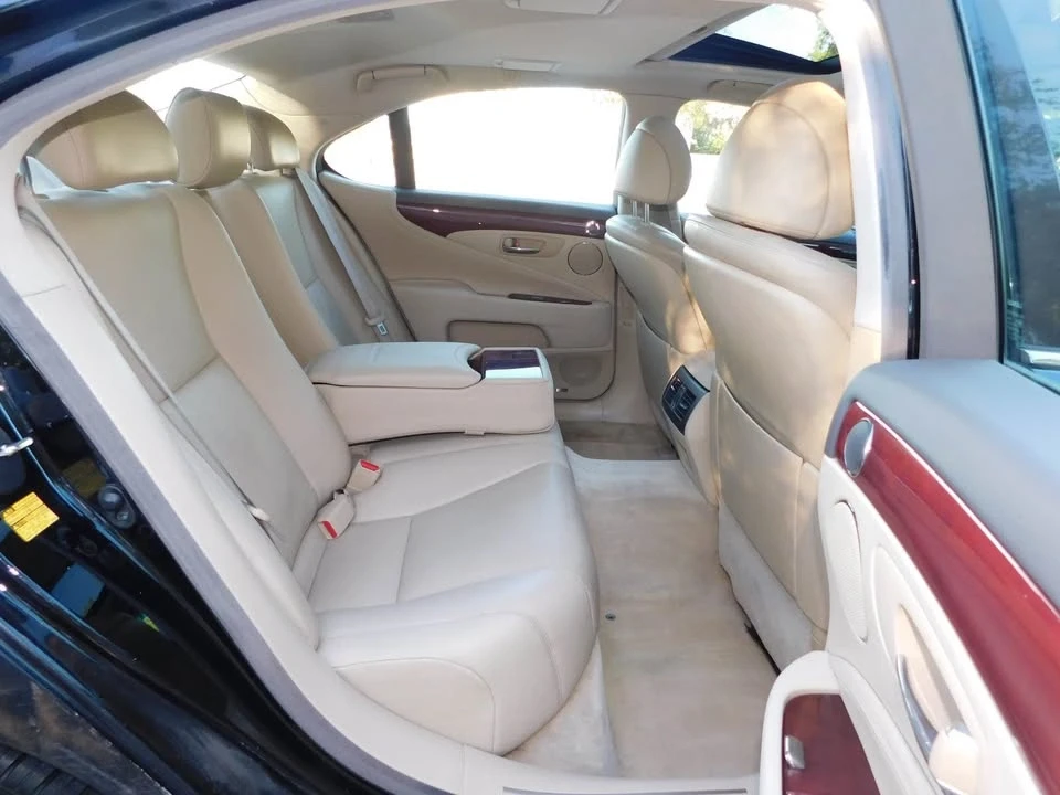 2008 Lexus LS 4th Gen - Image 11 of 20