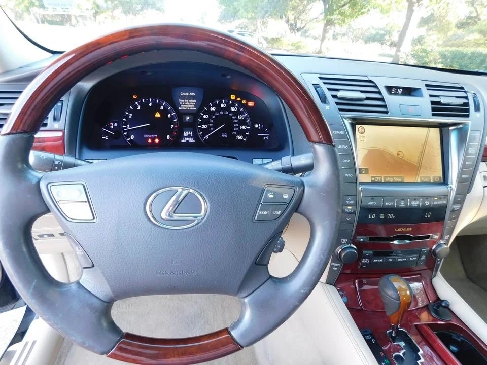 2008 Lexus LS 4th Gen - Image 15 of 20