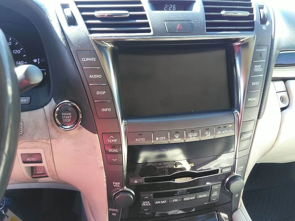 2008 Lexus LS 4th Gen - Image 10 of 13