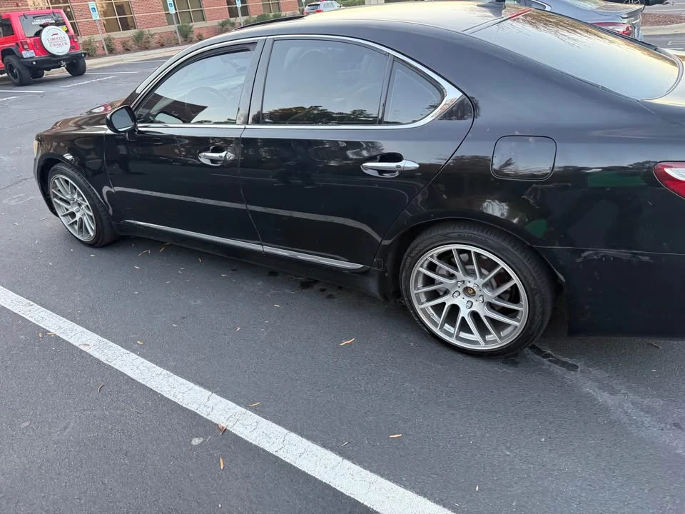 2008 Lexus LS 4th Gen - Image 6 of 13