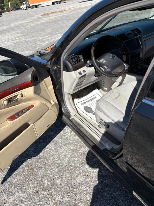 2008 Lexus LS 4th Gen - Image 2 of 3