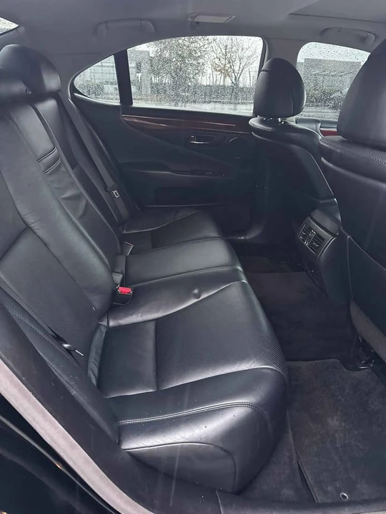 2008 Lexus LS 4th Gen - Image 13 of 13