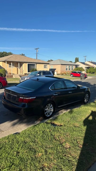 2008 Lexus LS 4th Gen - Image 3 of 5