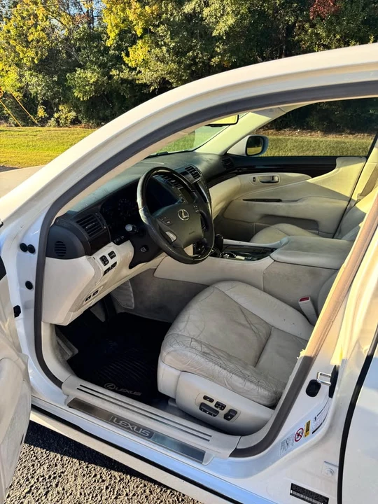 2008 Lexus LS 4th Gen - Image 6 of 18