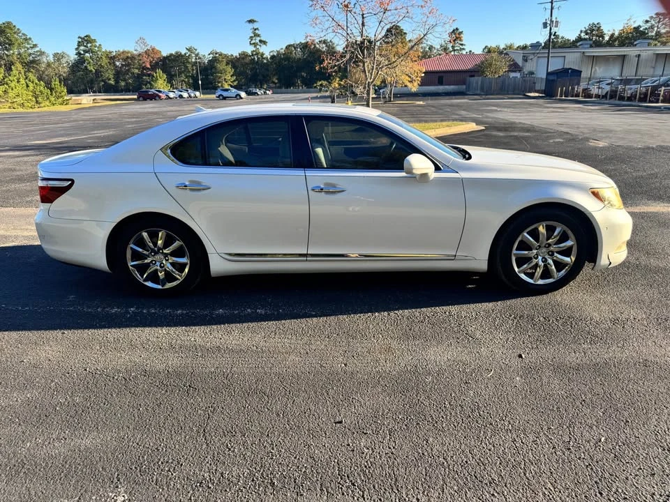 2008 Lexus LS 4th Gen - Image 14 of 18