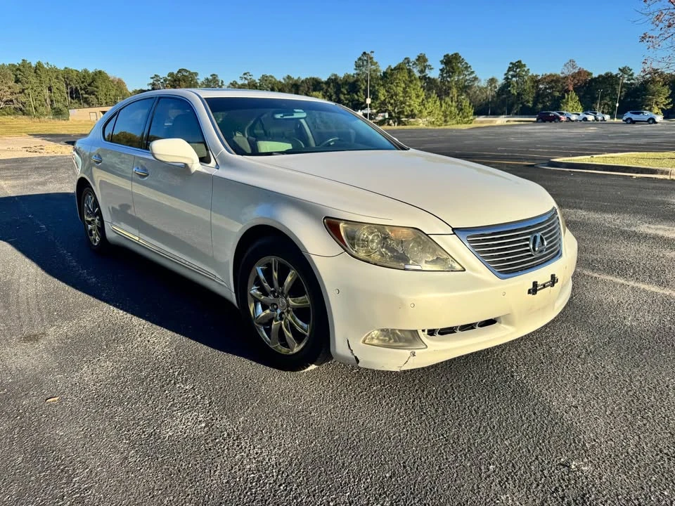 2008 Lexus LS 4th Gen - Image 16 of 18