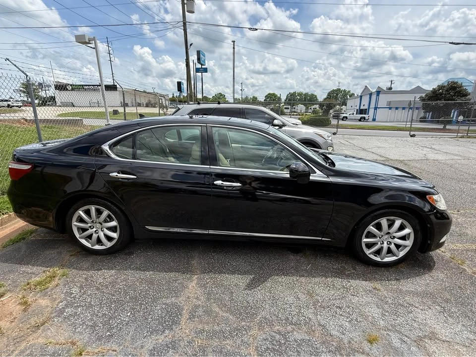 2008 Lexus LS 4th Gen - Image 4 of 11