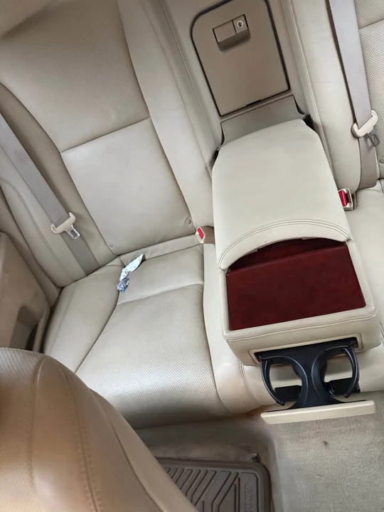 2008 Lexus LS 4th Gen - Image 8 of 13