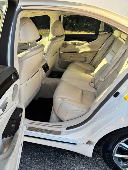 2008 Lexus LS 4th Gen - Image 8 of 18