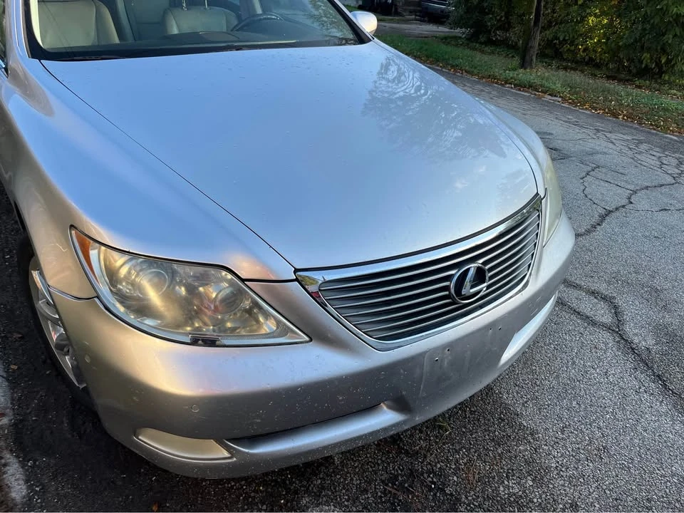 2008 Lexus LS 4th Gen - Image 10 of 12