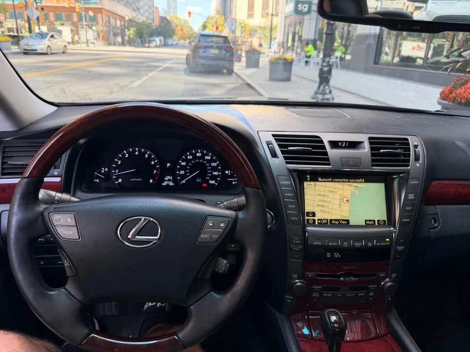 2008 Lexus LS 4th Gen - Image 15 of 17
