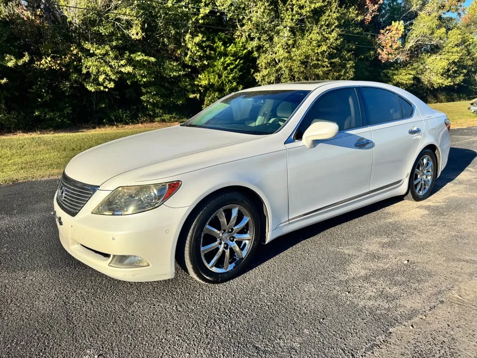2008 Lexus LS 4th Gen - Image 4 of 18