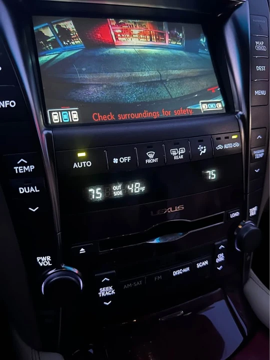 2008 Lexus LS 4th Gen - Image 13 of 15