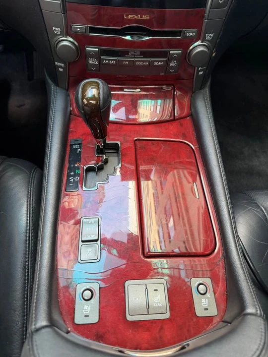 2008 Lexus LS 4th Gen - Image 13 of 17