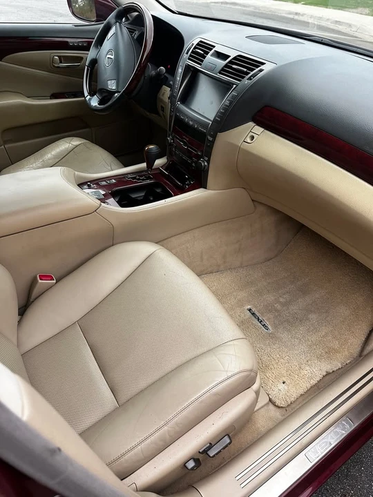 2008 Lexus LS 4th Gen - Image 5 of 8