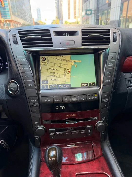 2008 Lexus LS 4th Gen - Image 16 of 17