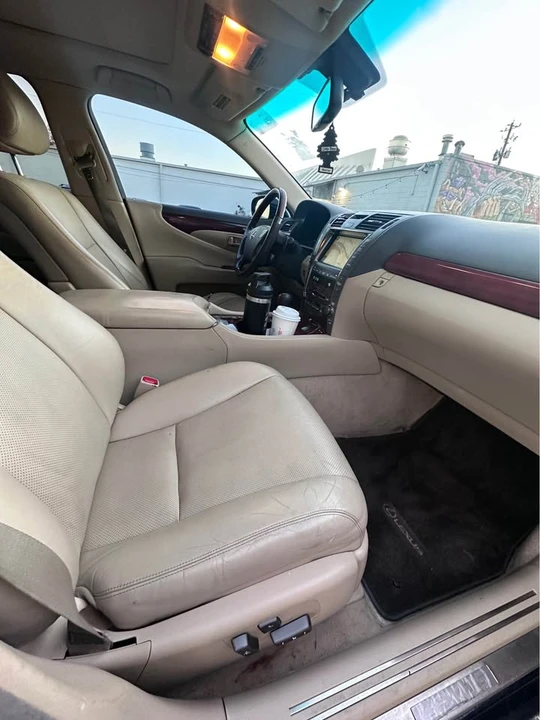 2008 Lexus LS 4th Gen - Image 9 of 15