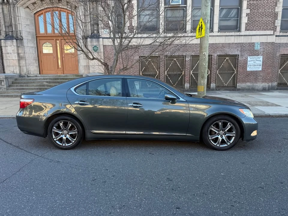 2008 Lexus LS 4th Gen - Image 3 of 16