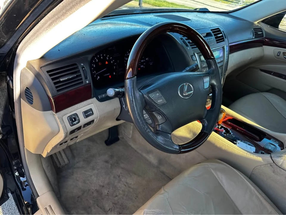 2008 Lexus LS 4th Gen - Image 15 of 20