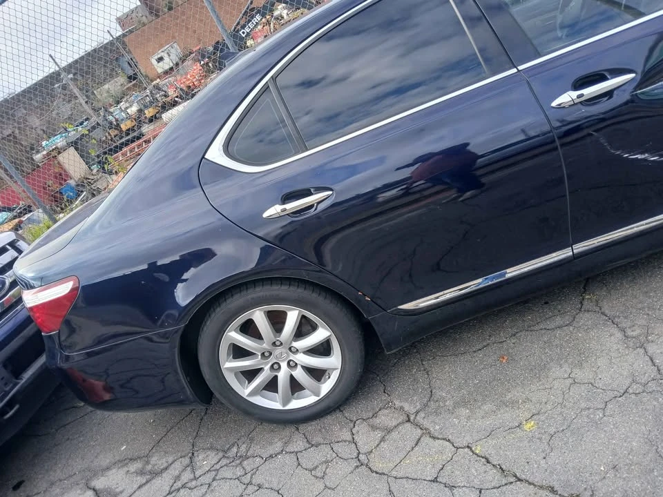 2008 Lexus LS 4th Gen - Image 2 of 11