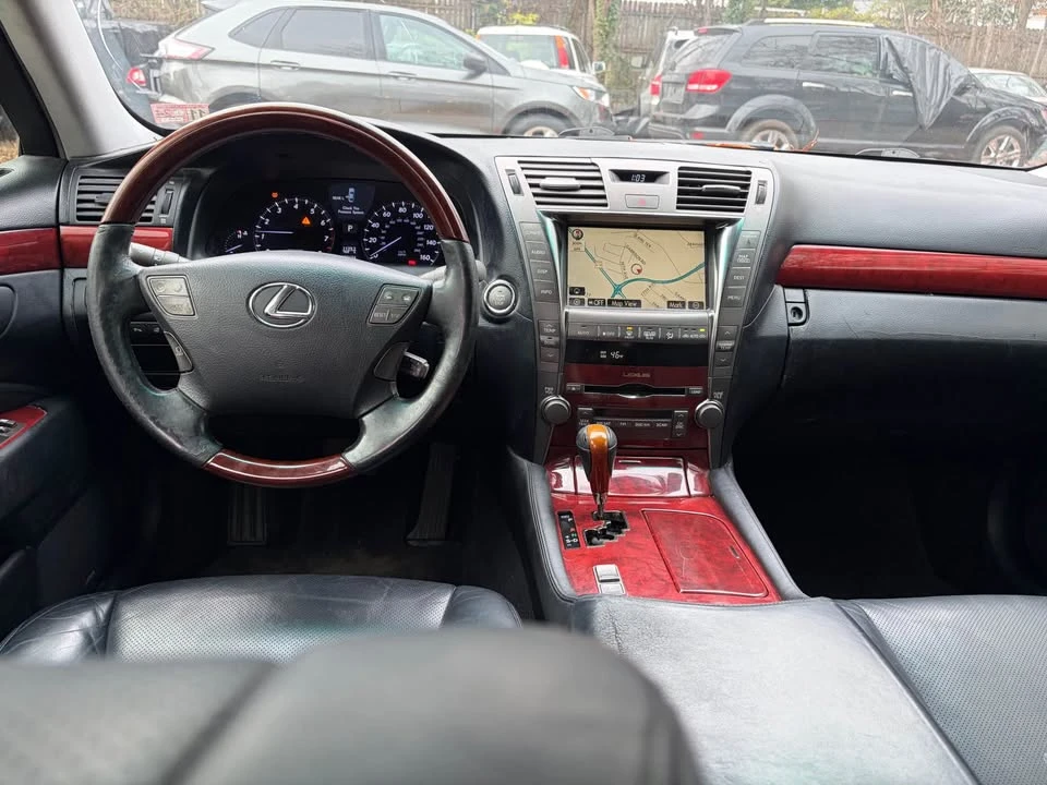 2008 Lexus LS 4th Gen - Image 5 of 9