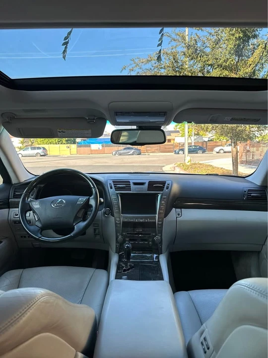 2008 Lexus LS 4th Gen - Image 13 of 13