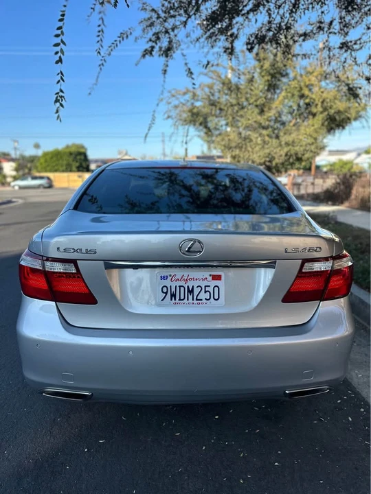 2008 Lexus LS 4th Gen - Image 4 of 13