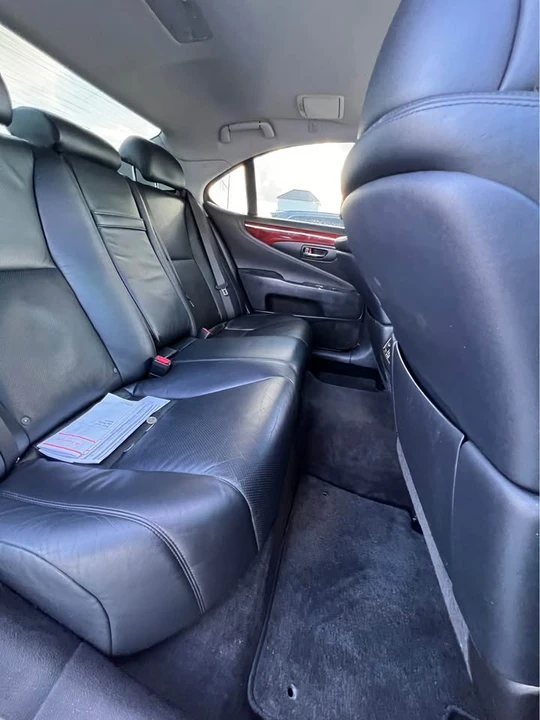 2008 Lexus LS 4th Gen - Image 7 of 8