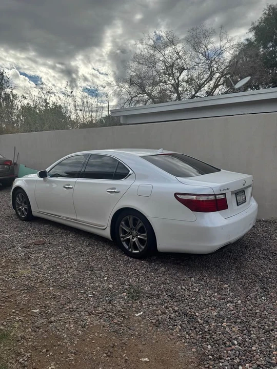 2008 Lexus LS 4th Gen - Image 3 of 8