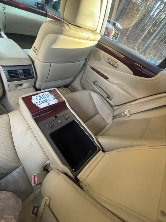 2008 Lexus LS 4th Gen - Image 10 of 14
