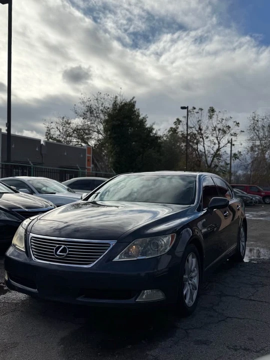 2008 Lexus LS 4th Gen - Image 2 of 15