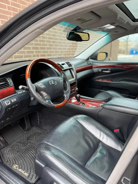 2008 Lexus LS 4th Gen - Image 9 of 15