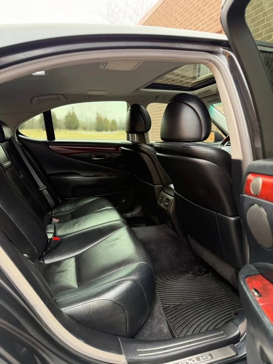 2008 Lexus LS 4th Gen - Image 12 of 15