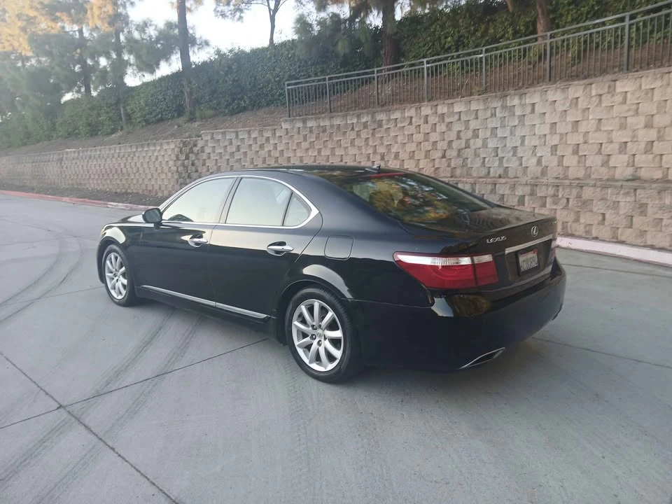 2008 Lexus LS 4th Gen - Image 3 of 8