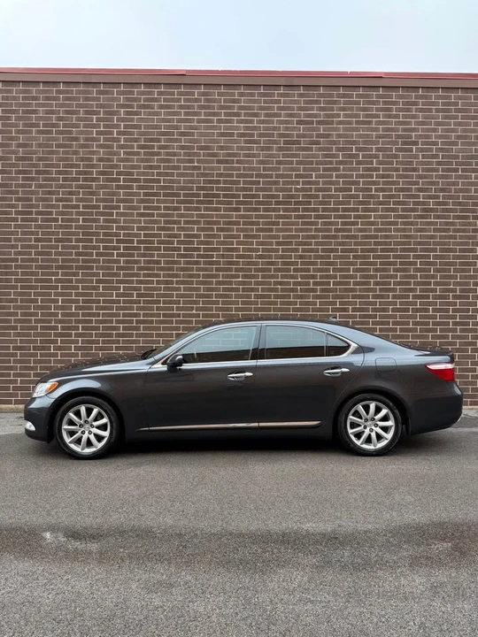2008 Lexus LS 4th Gen - Image 4 of 15