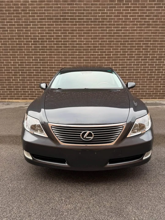 2008 Lexus LS 4th Gen - Image 2 of 15