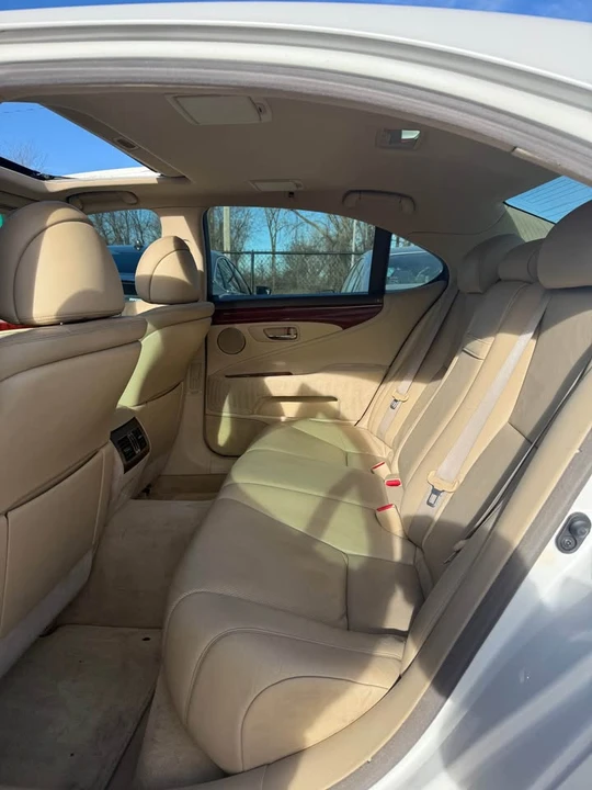 2008 Lexus LS 4th Gen - Image 7 of 19
