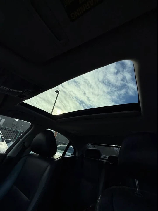 2008 Lexus LS 4th Gen - Image 11 of 15