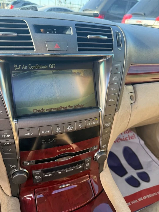 2008 Lexus LS 4th Gen - Image 5 of 19