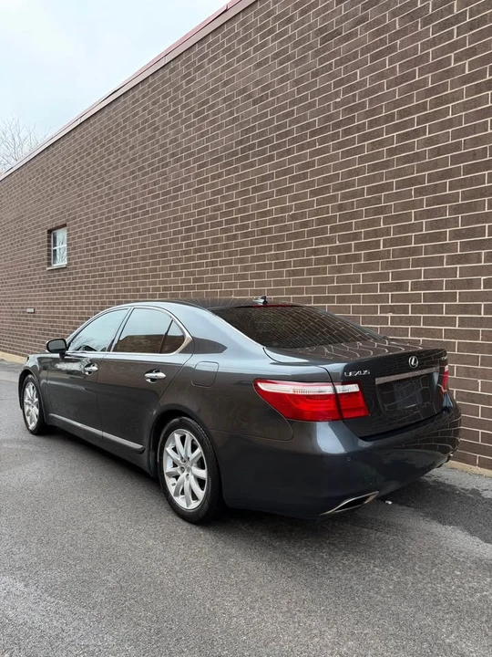 2008 Lexus LS 4th Gen - Image 5 of 15